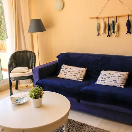 Daire Beautiful Flat Close To The Beaches *