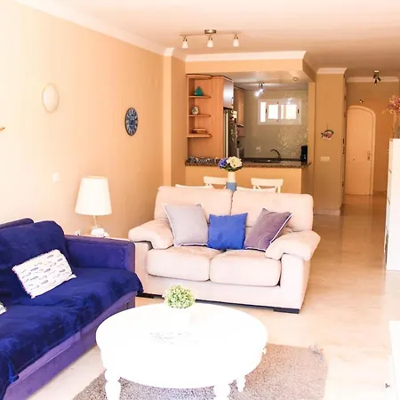 Beautiful Flat Close To The Beaches