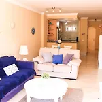 Beautiful Flat Close To The Beaches