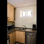 아파트 Beautiful Flat Close To The Beaches *
